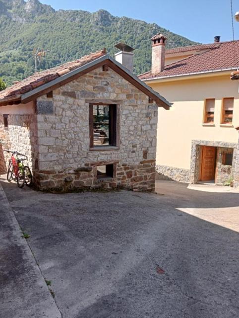 Apartamentos Rurales El Lleron Caso Esterno foto