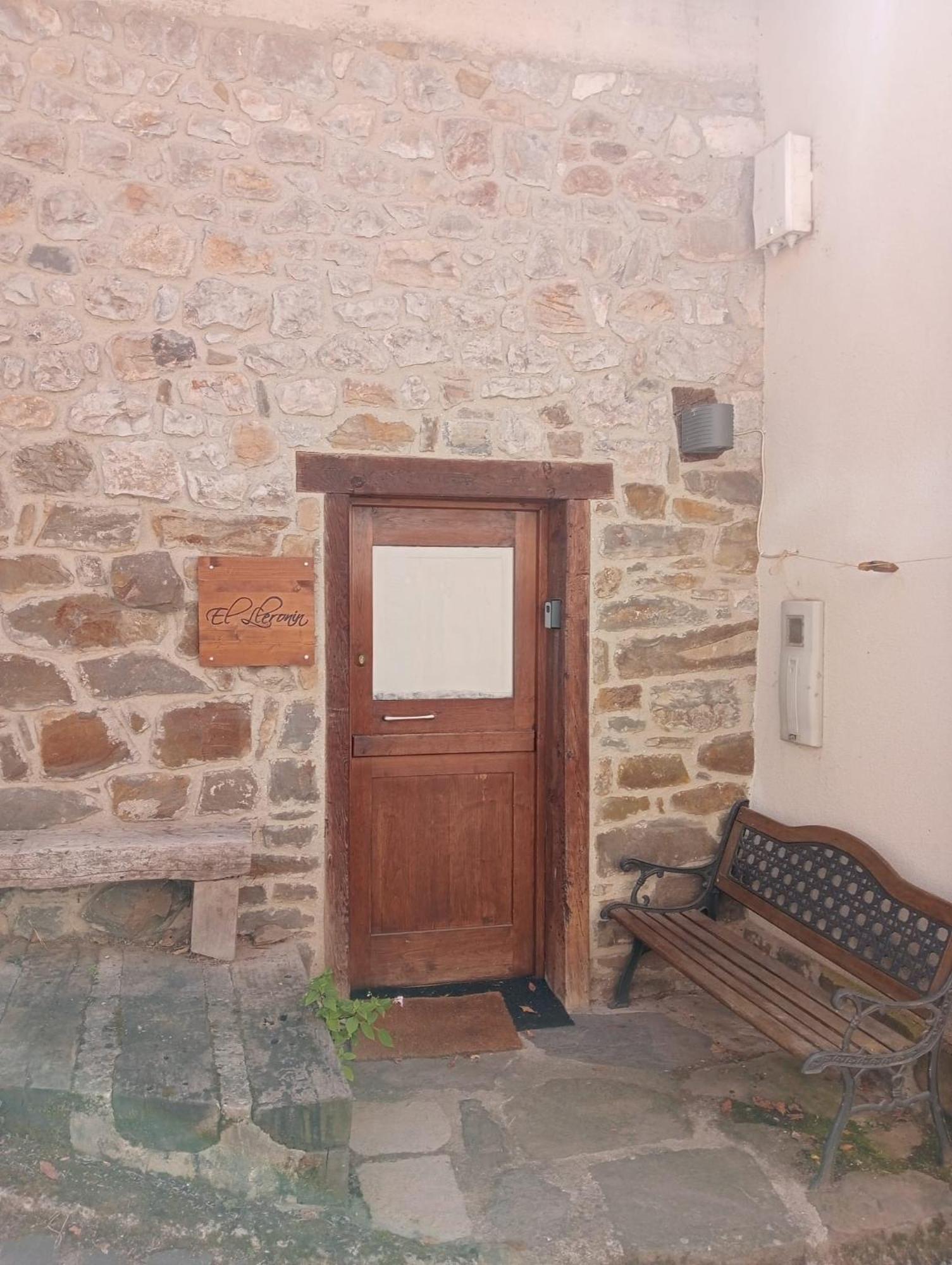 Apartamentos Rurales El Lleron Caso Esterno foto