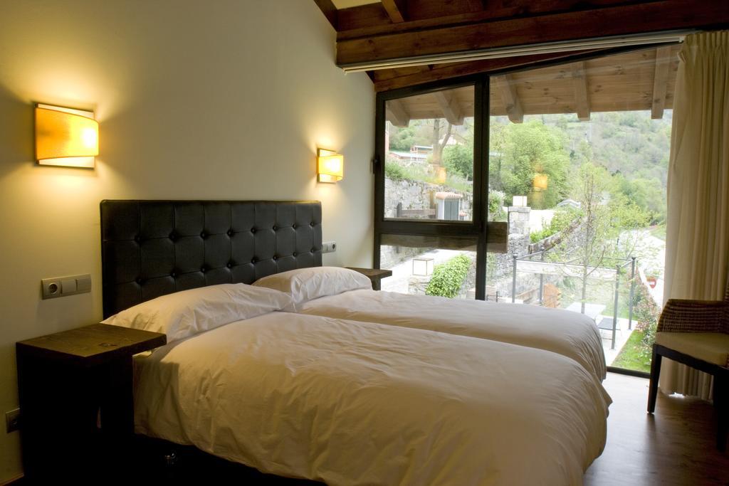 Apartamentos Rurales El Lleron Caso Esterno foto