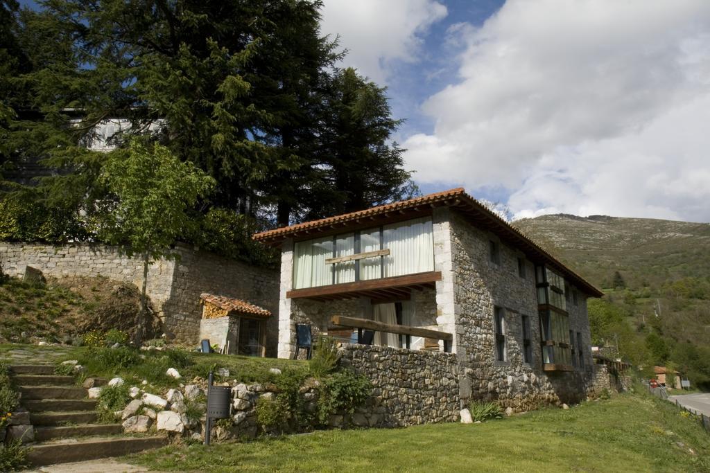 Apartamentos Rurales El Lleron Caso Esterno foto